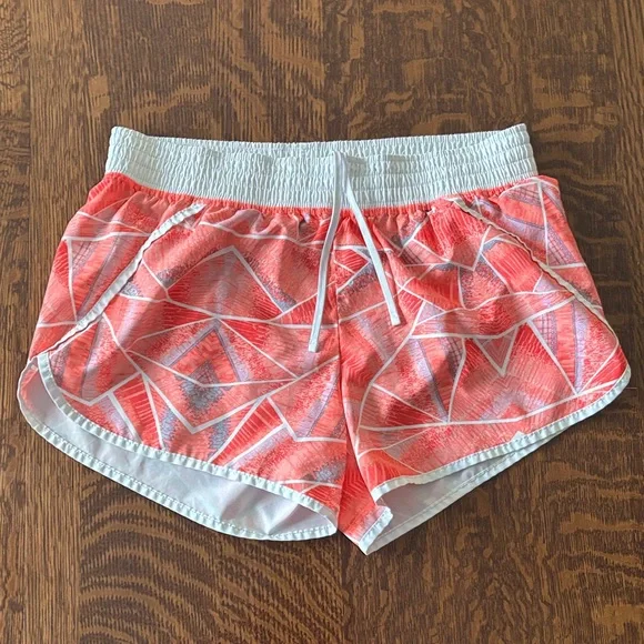 Women's Champion Geometric Print Shorts - Picture 1 of 4